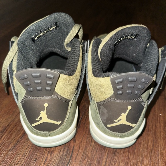 Jordan 4 Retro SE Craft Medium Olive - Picture 4 of 4